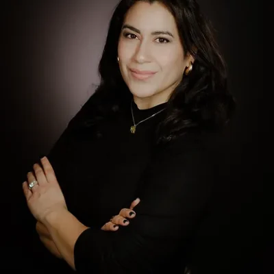 Carol Samei is looking